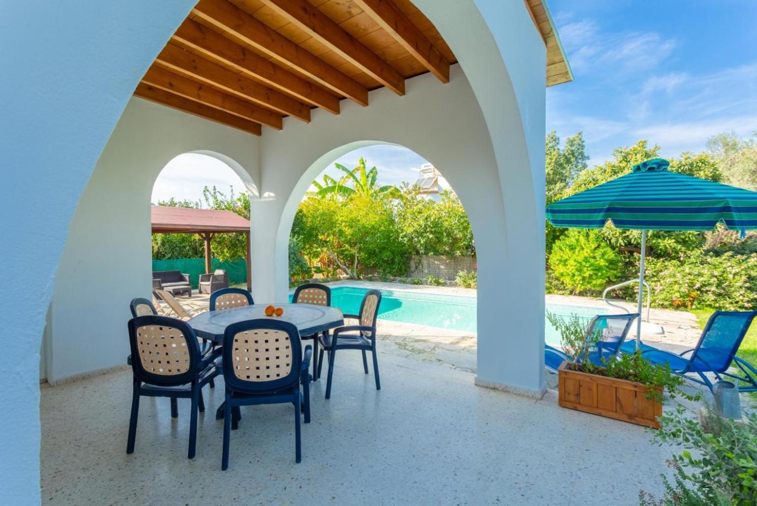 Sun Beach Villa Tria Polis Luaran gambar
