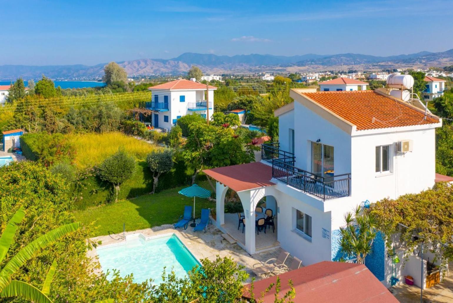 Sun Beach Villa Tria Polis Luaran gambar
